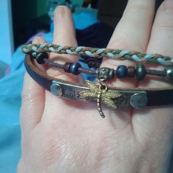 Triple tier bracelet - Picture 4 of 4